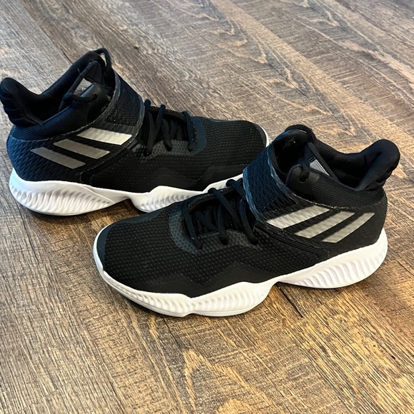 Adidas Black EXPLOSIVE Bounce Basketball Shoes men’s size 6.5 - Picture 3 of 15